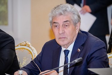 Оренбуржцы больше остальных довольны местными властями